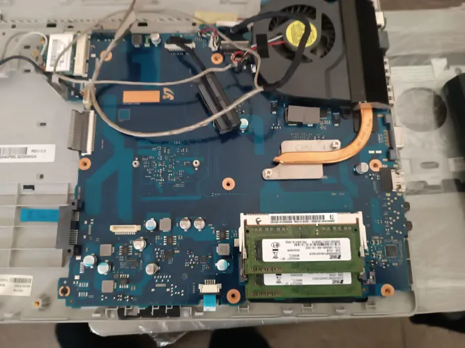 Placa mãe notebook Samsung rv430 com processador funcionando barato 