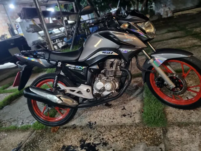 Fan 160 por 10.500 reais