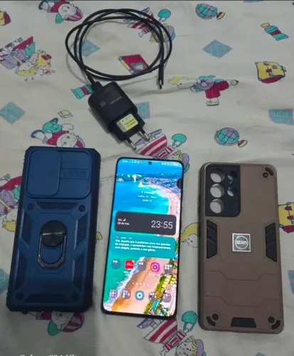 VENDO OU TROCO S-21 ULTRA DE 512 GB E 16 DE RAM 