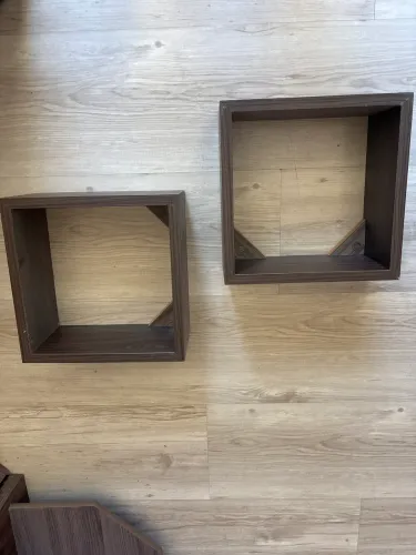 2 Nichos amadeirados