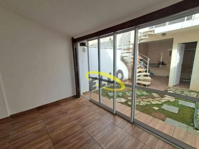 Casa com 2 dormitórios, 70 m² - mês - Parque Real - Cotia/SP