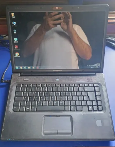 Notebook Compaq Presario Mod. C720BR - Em bom estado