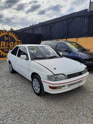 Sucata Ford Escort L 1.6
