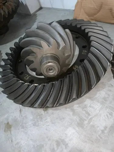 Coroa e pinhao scania 113 124 R780 12/37