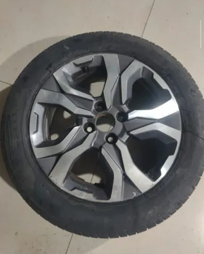 Roda Honda wr-v com pneu aro 16