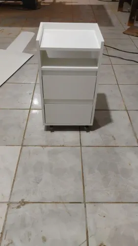 Mesinha de cabeceira