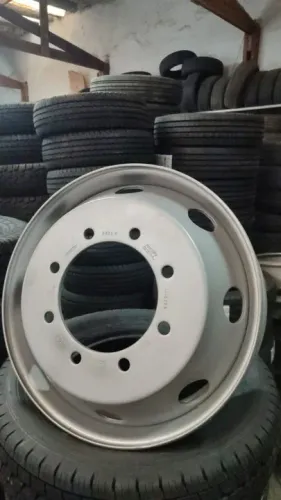 Promoção roda 22,5 Caminhão Volks E Ford 8 Furos Colocar S/ Câmara