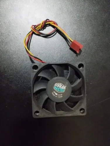 Cooler Master 60x60x15mm 12v 0.23a - 3 Fios - modelo A6015-40rb-3an-p1