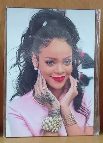 Placa decorativa Rihanna