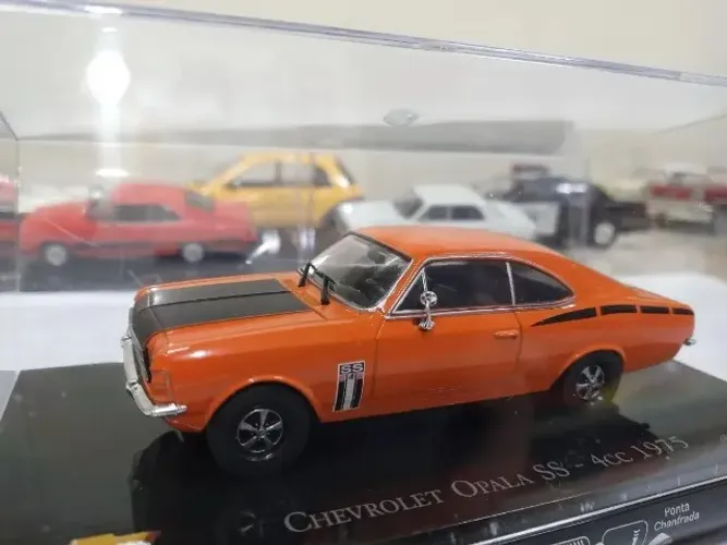 Miniatura Opala Ss 4cc 1975 1/43 Chevrolet Collection Avl656
