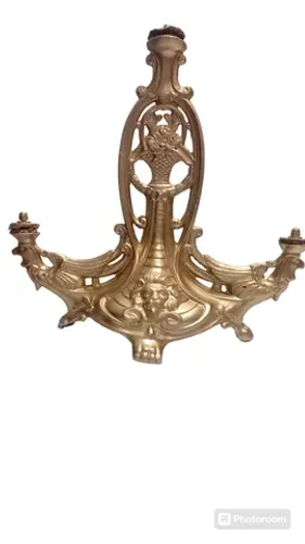 Pé de fruteira antiga inglêsa desenho de leão e águia