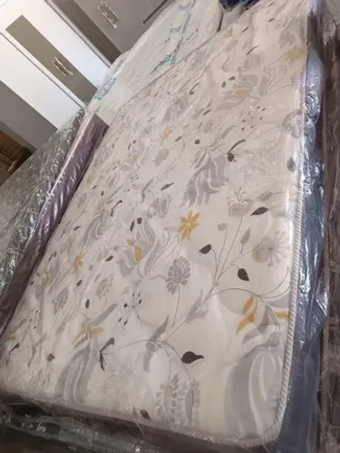 COLCHÃO D33 CASAL ESPUMA SELADA NOVO