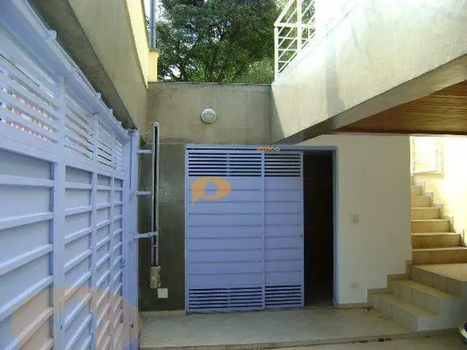 Casa de vila para venda no Jd da Glória!