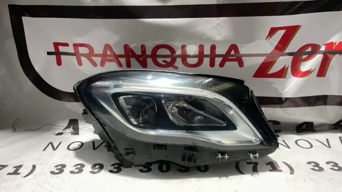 Farol L/d Mercedes Gla 200 Gla250 2019 A 2022  C/detalhe