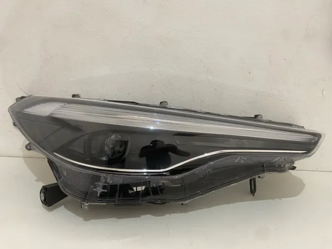 Farol Corolla Cross 2021 2022 Á 2024 Lado Direito Original