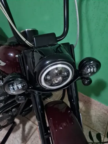 Linda Harley Davidson Heritage troco com carro ou jet