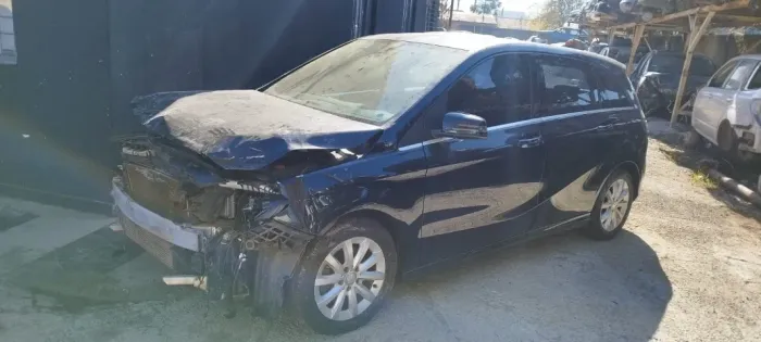 Mercedes B200 2016 1.6 Turbo Sucata Para Retirada de Peças