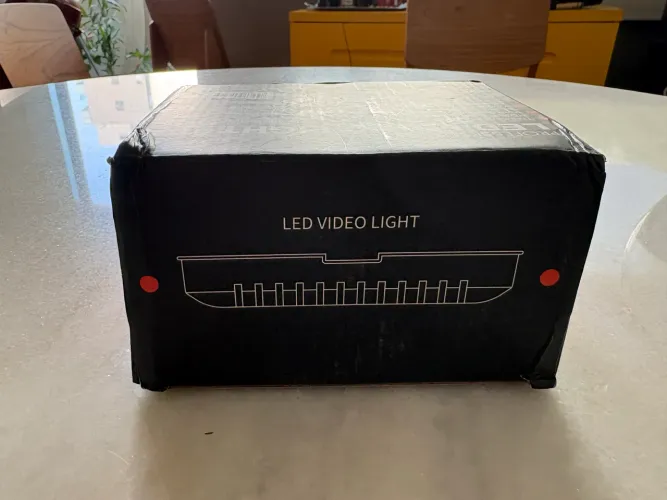 Iluminador LED Mamen KM-180S para Câmera e Vídeo - Nunca Usado