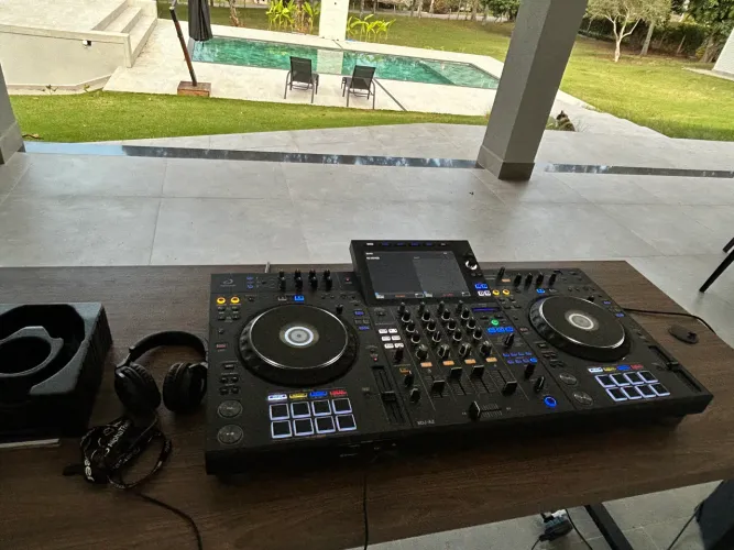 Pionner Xdj AZ