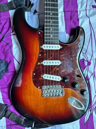 Stratocaster Tagima turbinada