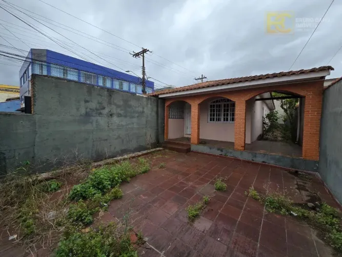 Casas para alugar - Peruíbe, SP | OLX
