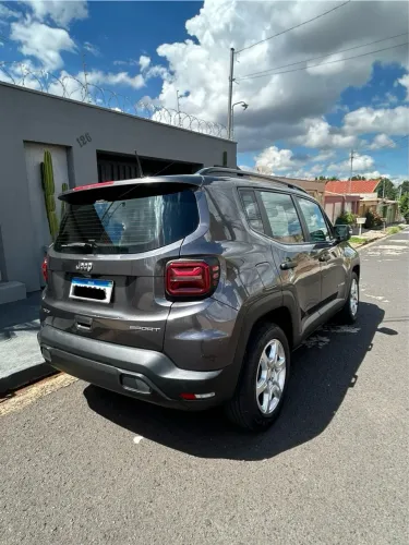 Jeep Renegade Sport T270 1.3 TB 4X2 Flex Aut. 2023