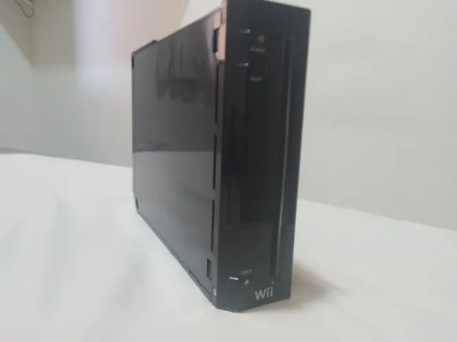 Nintendo wii (SOMENTE O CONSOLE FUNCIONANDO)