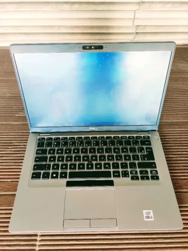 ? DELL LATITUDE 5410 ?