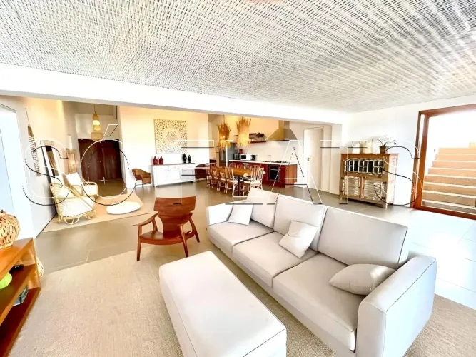 Casa em Trancoso - BA, disponível pra venda com 350m² e 05 dormitórios