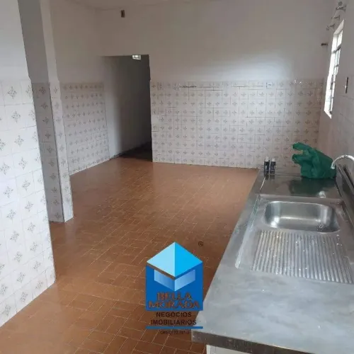 Casa de 2 Quartos à Venda em Vila Camargo