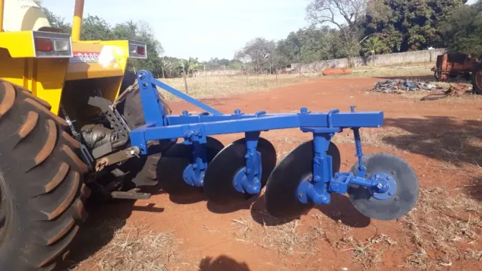 arado 3 discos bacias