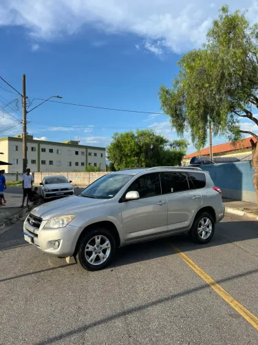 Toyota RAV4 2.4 4X2 16V 170cv Aut. 2012
