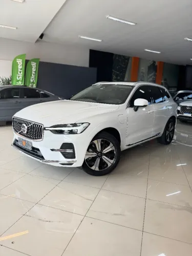 Volvo XC-60 T-8 Plus 2.0 AWD (híbrido) 2023