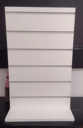 Expositores tipo display em MDF canaletado 60X39
