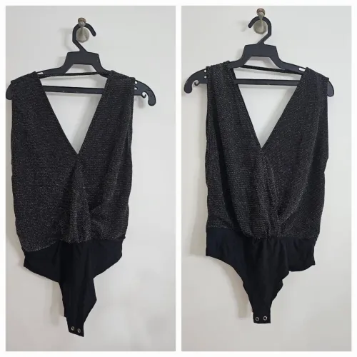 Body com brilhos prata