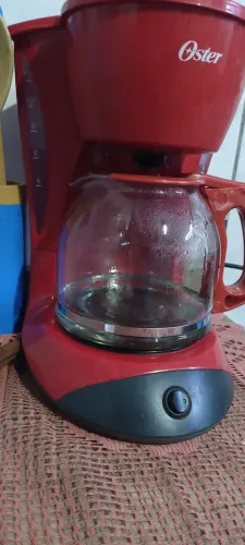 Cafeteira Elétrica Oster Vermelha
