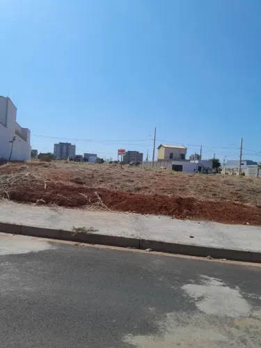 Terreno a venda no Praça Umuarama