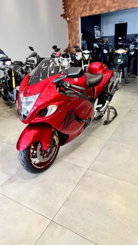 SUZUKI GSX1300R HAYABUSA