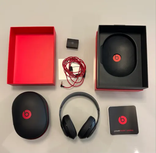 Beats Studio 2 Original e Completo - Novo - Vermelho e Preto