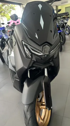 YAMAHA NMAX 160 CONNECT - 0KM - DOC GRATIS 2025 - VINI