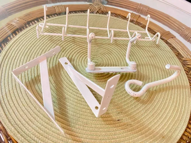 LOTE! Ganchos/ Suportes. Úteis 