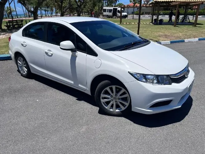Honda Civic Sedan LXS 1.8/1.8 Flex 16V Aut. 4P 2014