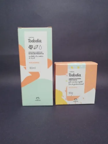 kit presente natura de creme e sabonete da linha tododia