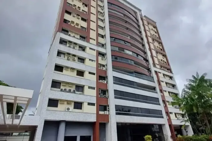 BOTTICCELI, VIEIRALVES, 3 SUÍTES, 240M2, ARMÁRIOS E AR, ANDAR ALTO