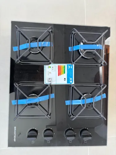 Cooktop Brastemp 4 Bocas a gás com grades ferro Aramado e chama Simmer