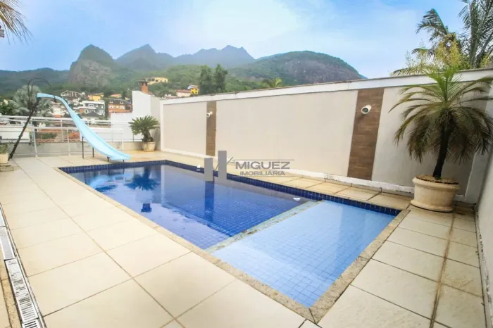 Casa de Condomínio 6 Quartos (4 Suítes), Vaga para 5 Carros - à Venda, Jacarepaguá - Rio d