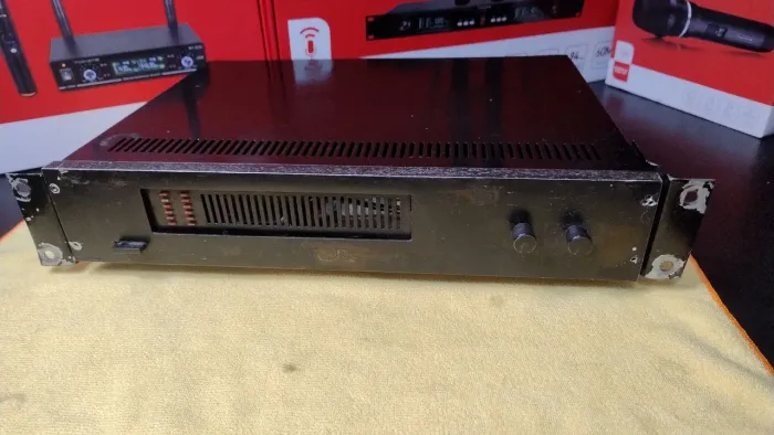 Amplificador Nashville NA2200 oportunidade