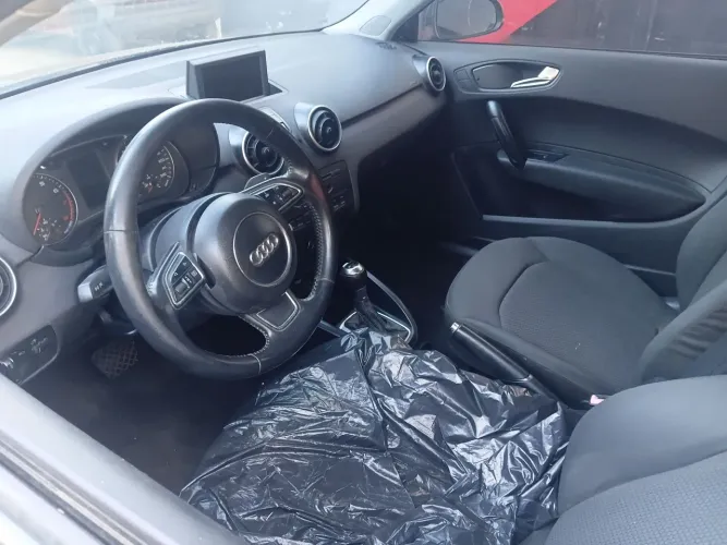 Audi A1 1.4 TFSI 122cv S-tronic 3P 2011