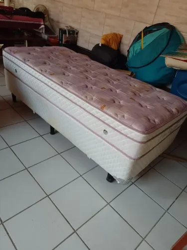 Cama solteiro para retirada no campeche
