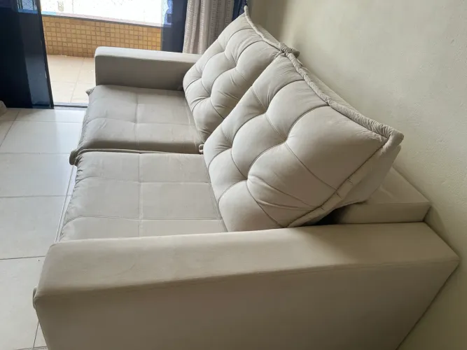 Sofá retrátil e reclinável 2 lugares